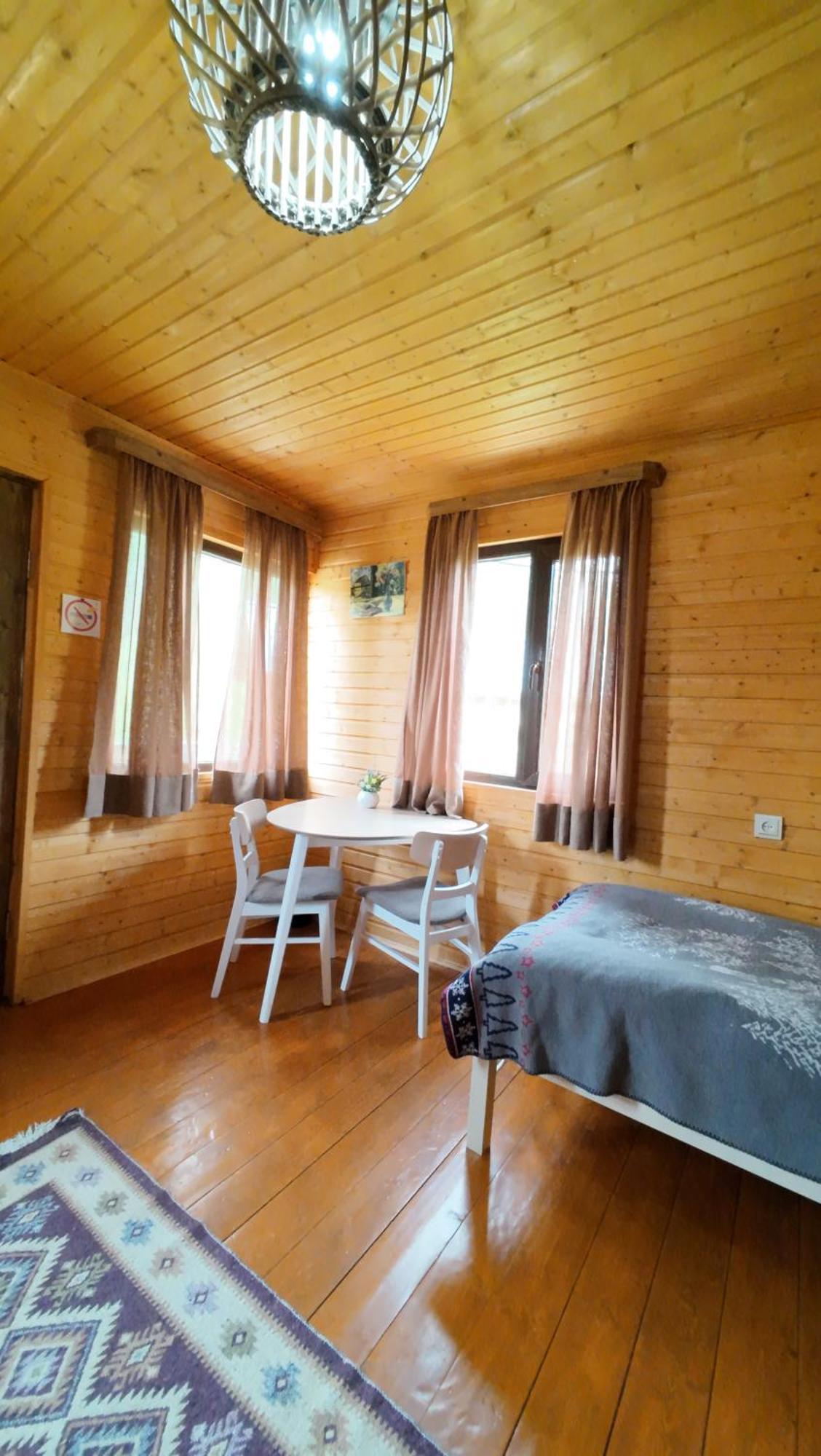 Ushguli Cabins ภายนอก รูปภาพ